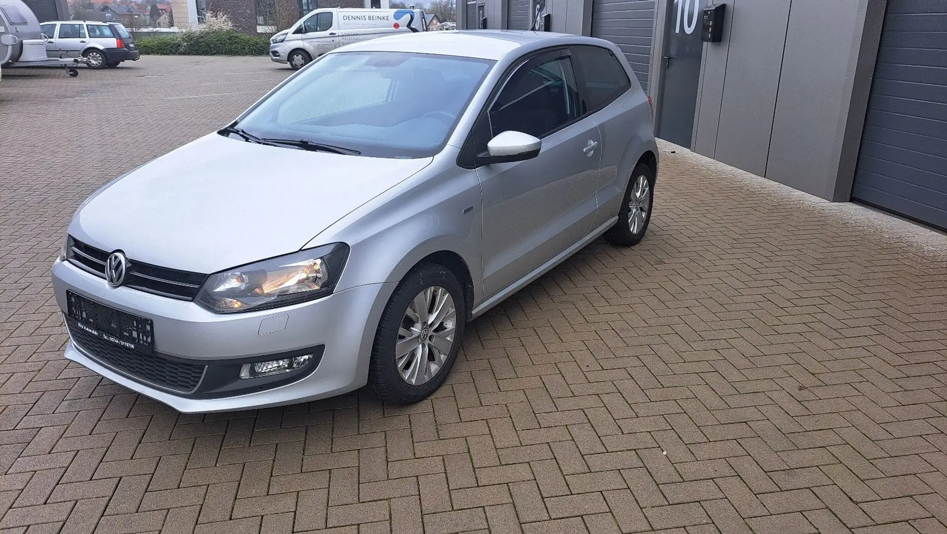 Volkswagen Polo V Life Top 2.Hd Klima, mtl.Rate 99,--€* Silber - 1