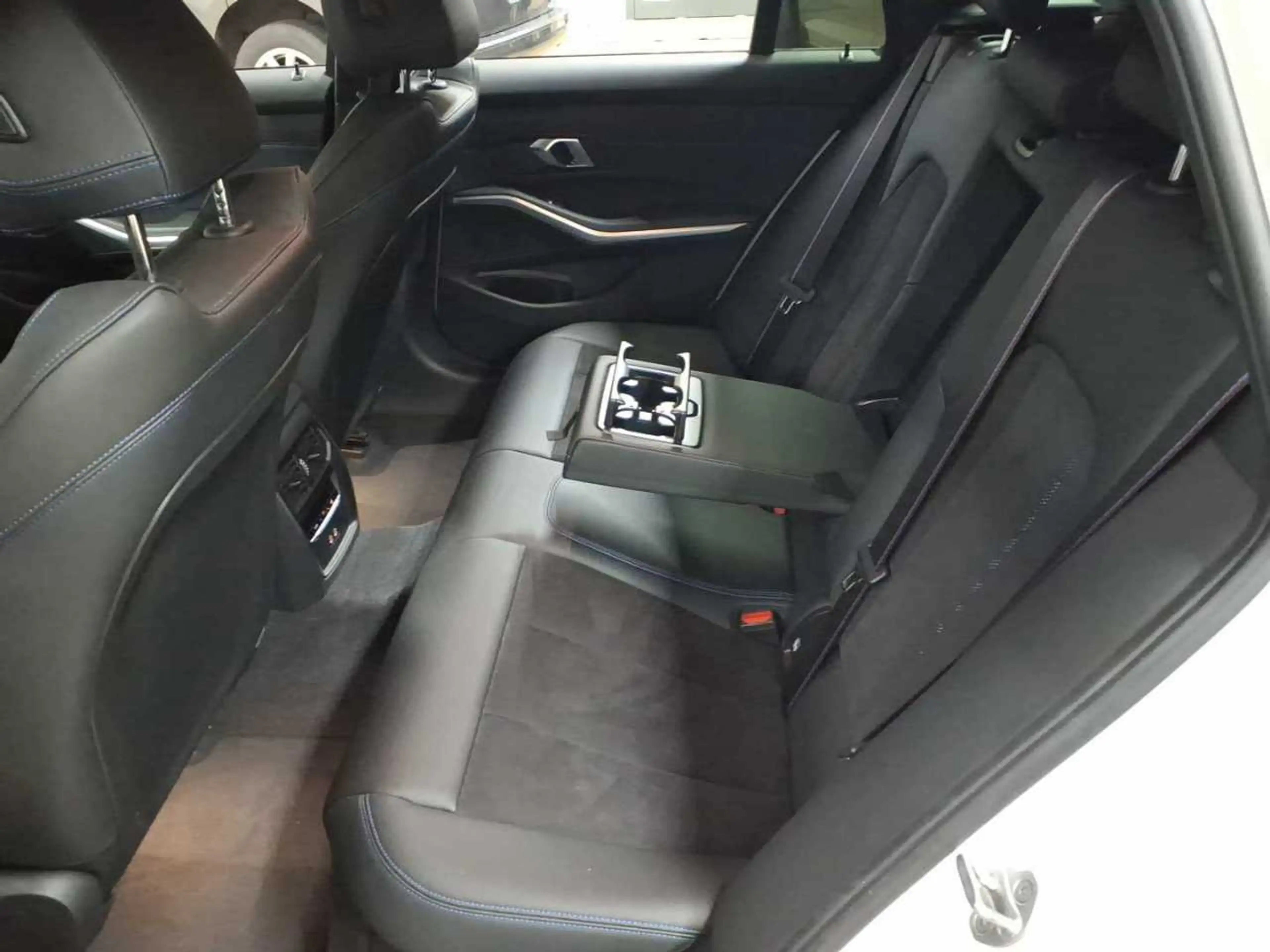 BMW 318 318d Touring Aut. M Sport Pro Navi SHZ — photo 13