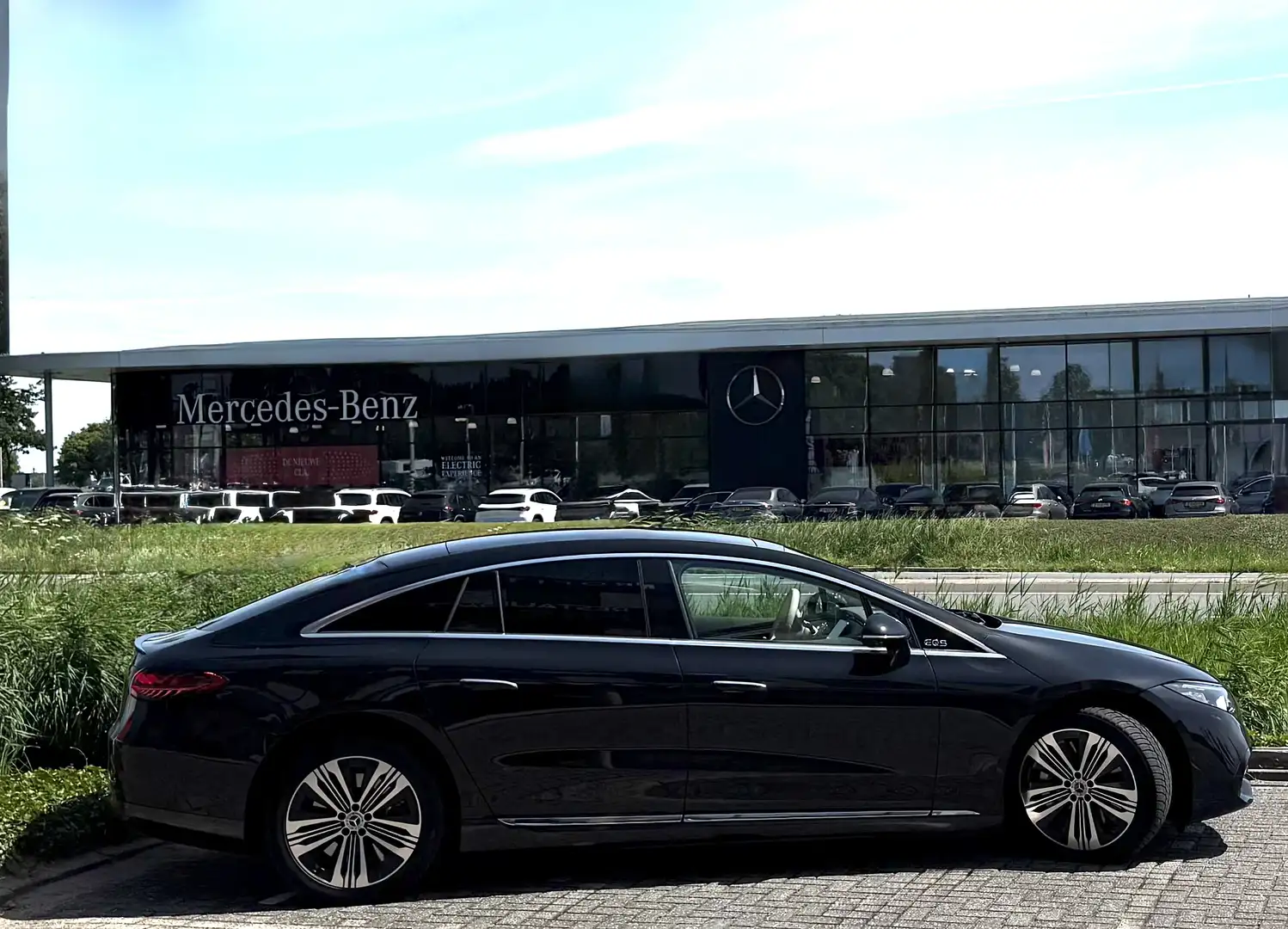 Mercedes-Benz EQS Business Line 450+ Burmester Zwart - 1