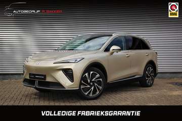 Luxury 2WD 77 kWh // Panoramadak | Stoelverwarming
