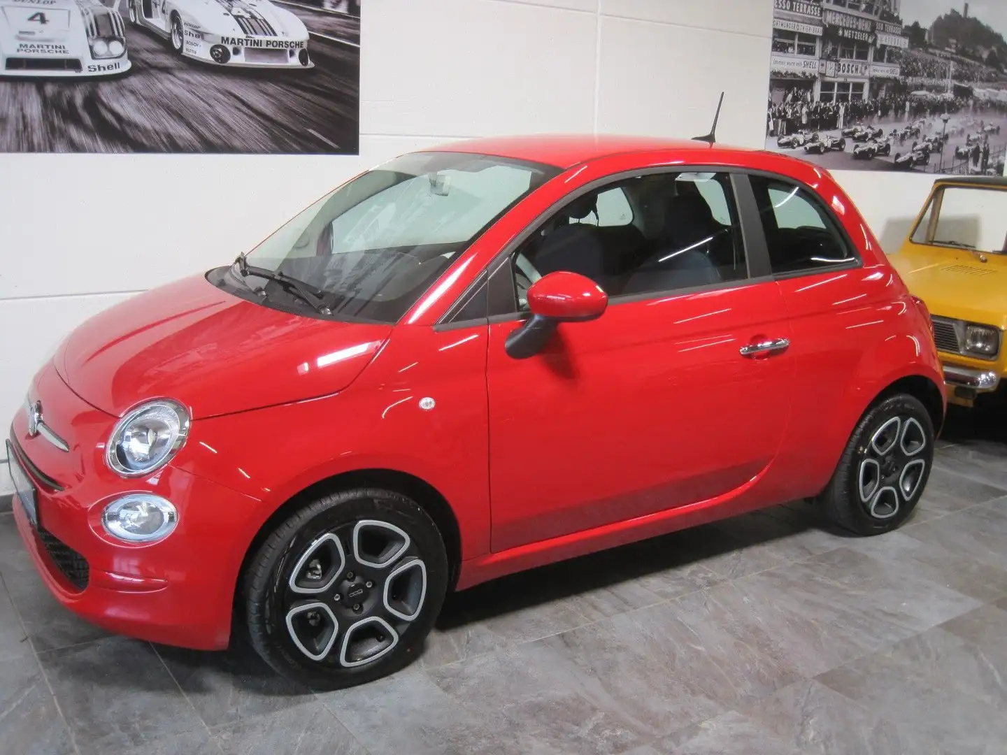 Fiat 500 1.0 HYBRID CLUB Rood - 1