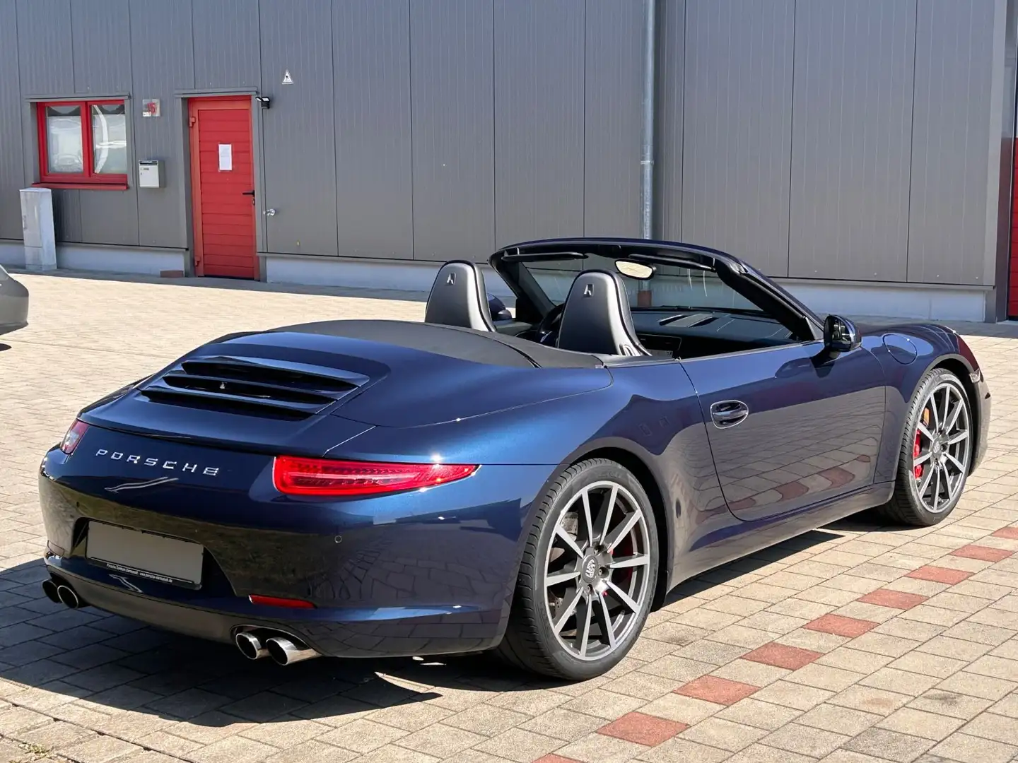 Porsche 991 911 991 Carrera S Cabrio 1. Hand 19% MwSt. Blauw - 2