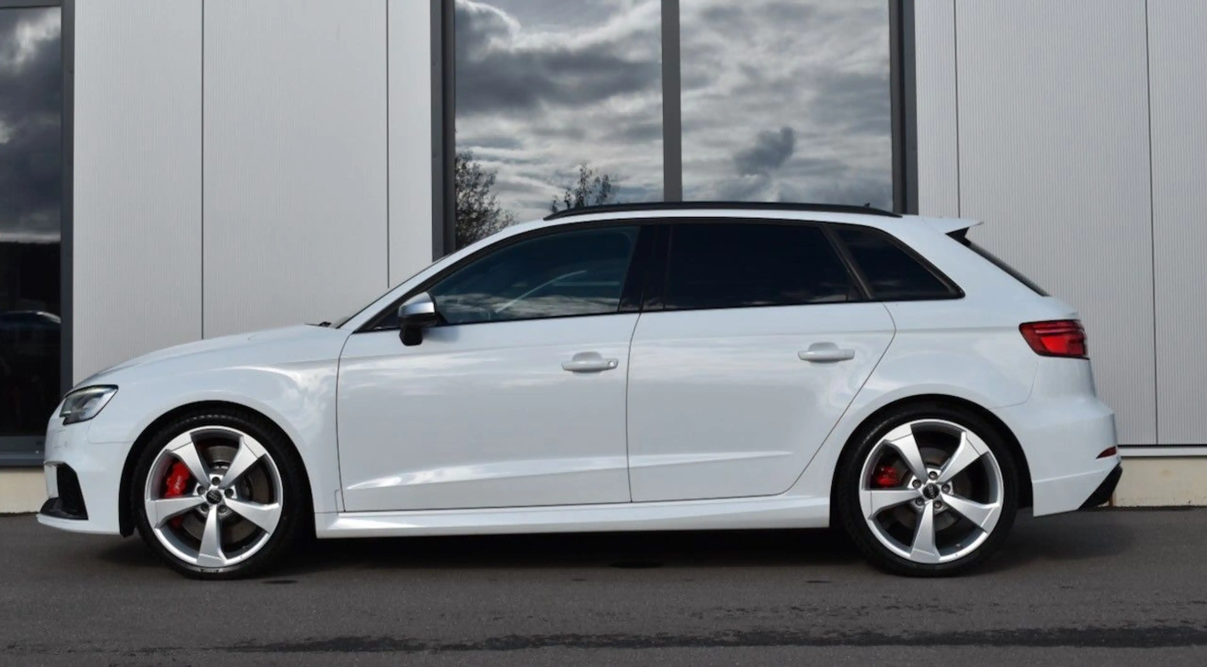 Audi RS3 SPORTBACK 2.5TFSI QUATTRO ACC 280km/h — photo 6