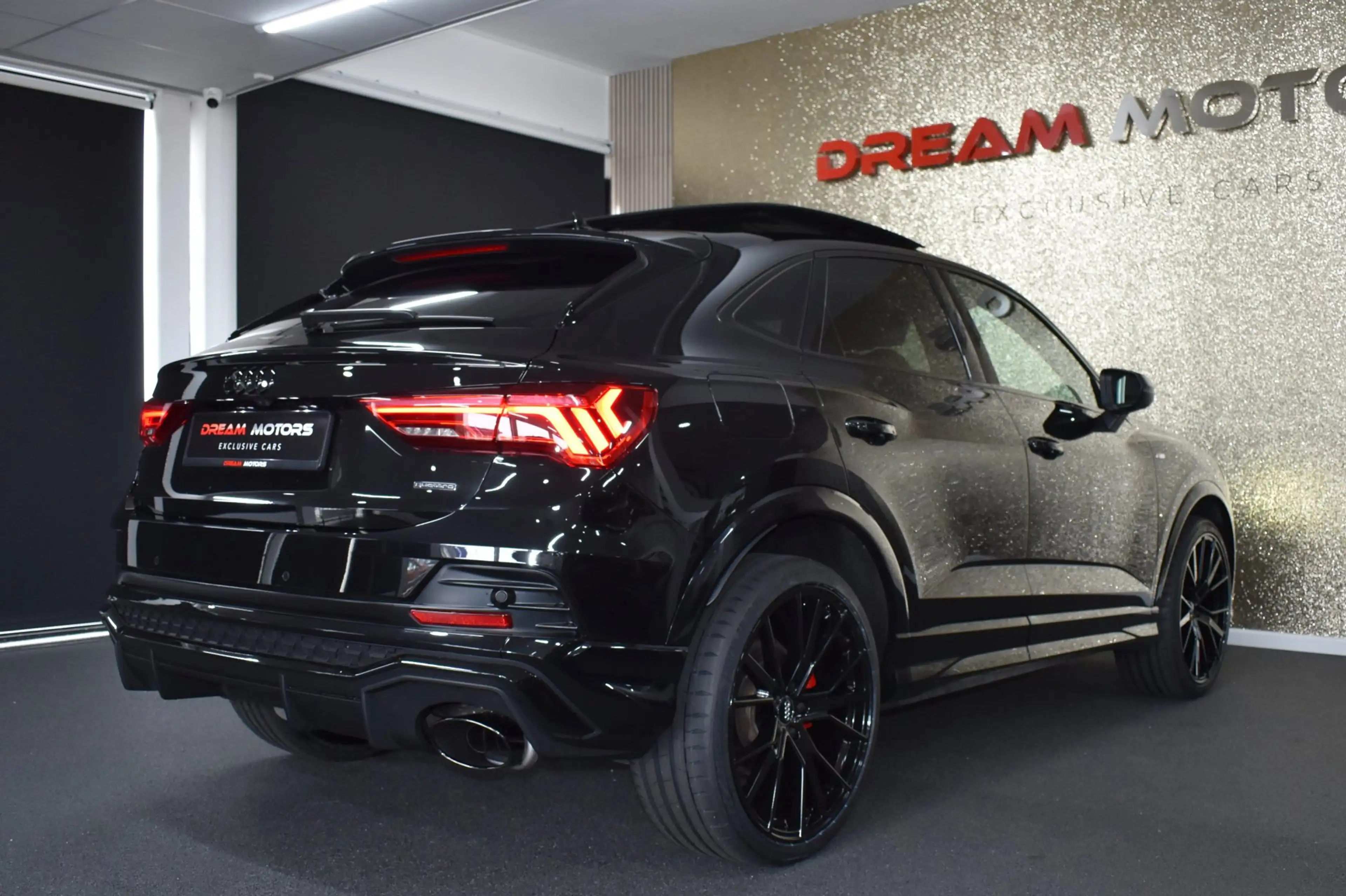 Audi Q3 Sportback 45 TFSI e S-Line 245pk | RSQ3 | MEMORY | — photo 9