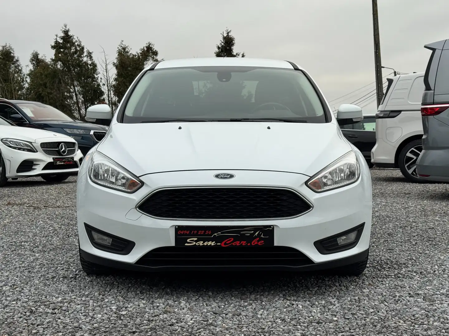 Ford Focus Focus 1.5 TDCi Business Class*12 MOIS DE GARANTIE* Weiß - 2