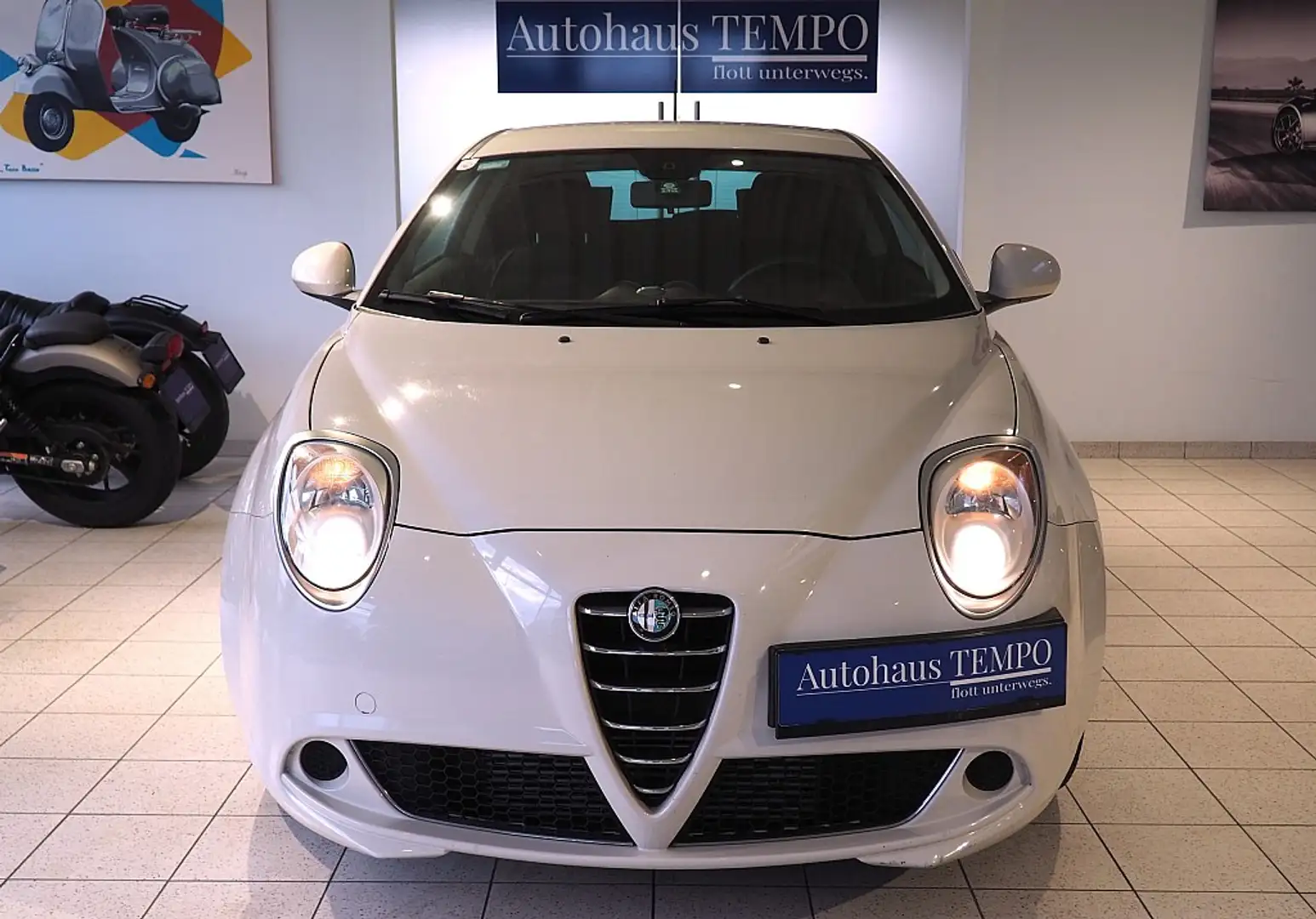 Alfa Romeo MiTo Alfa MiTo 1,4 MultiAir Distinctive S&S --Einpar... Blanc - 2