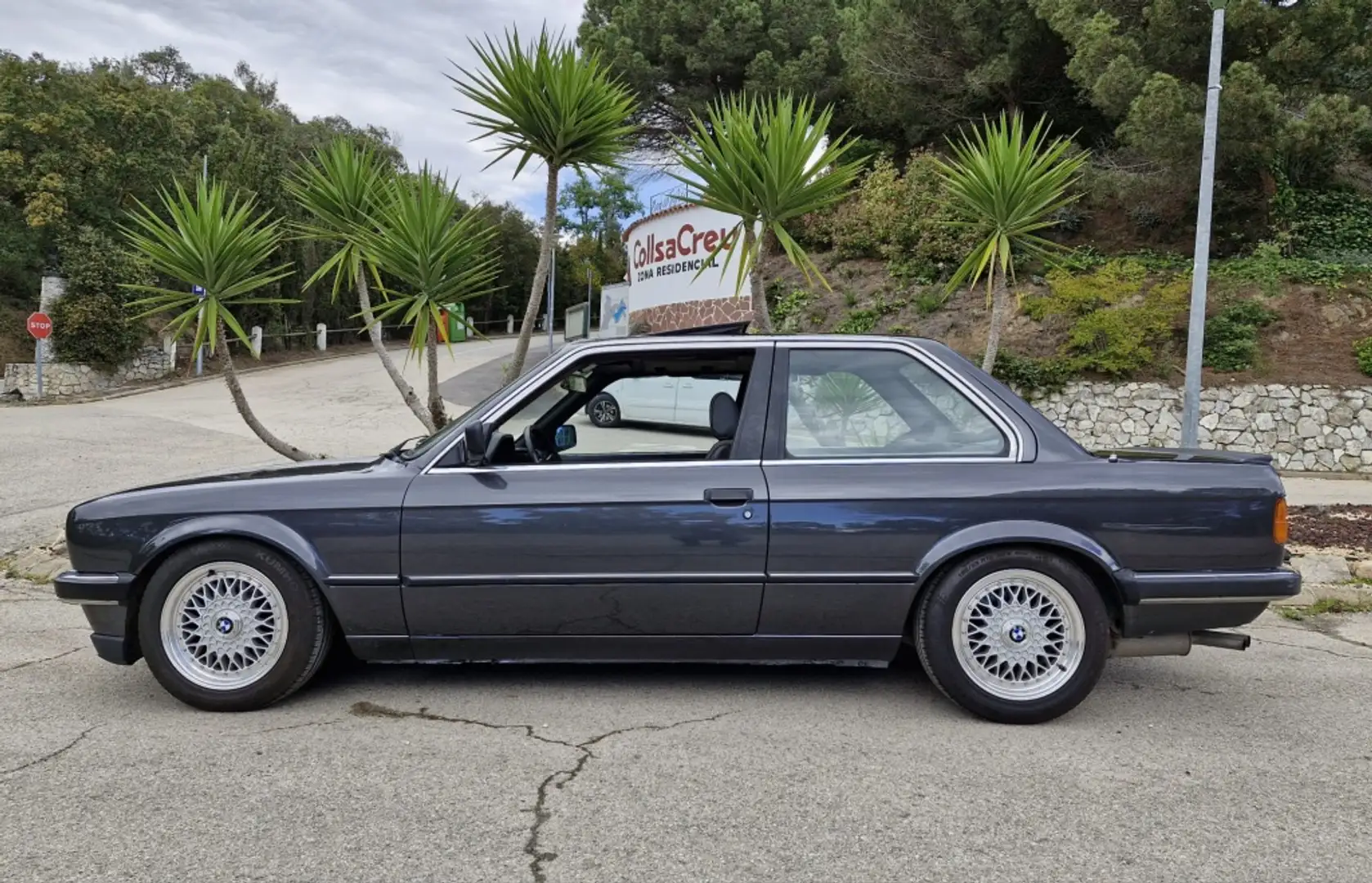 BMW 323 323i Gris - 2