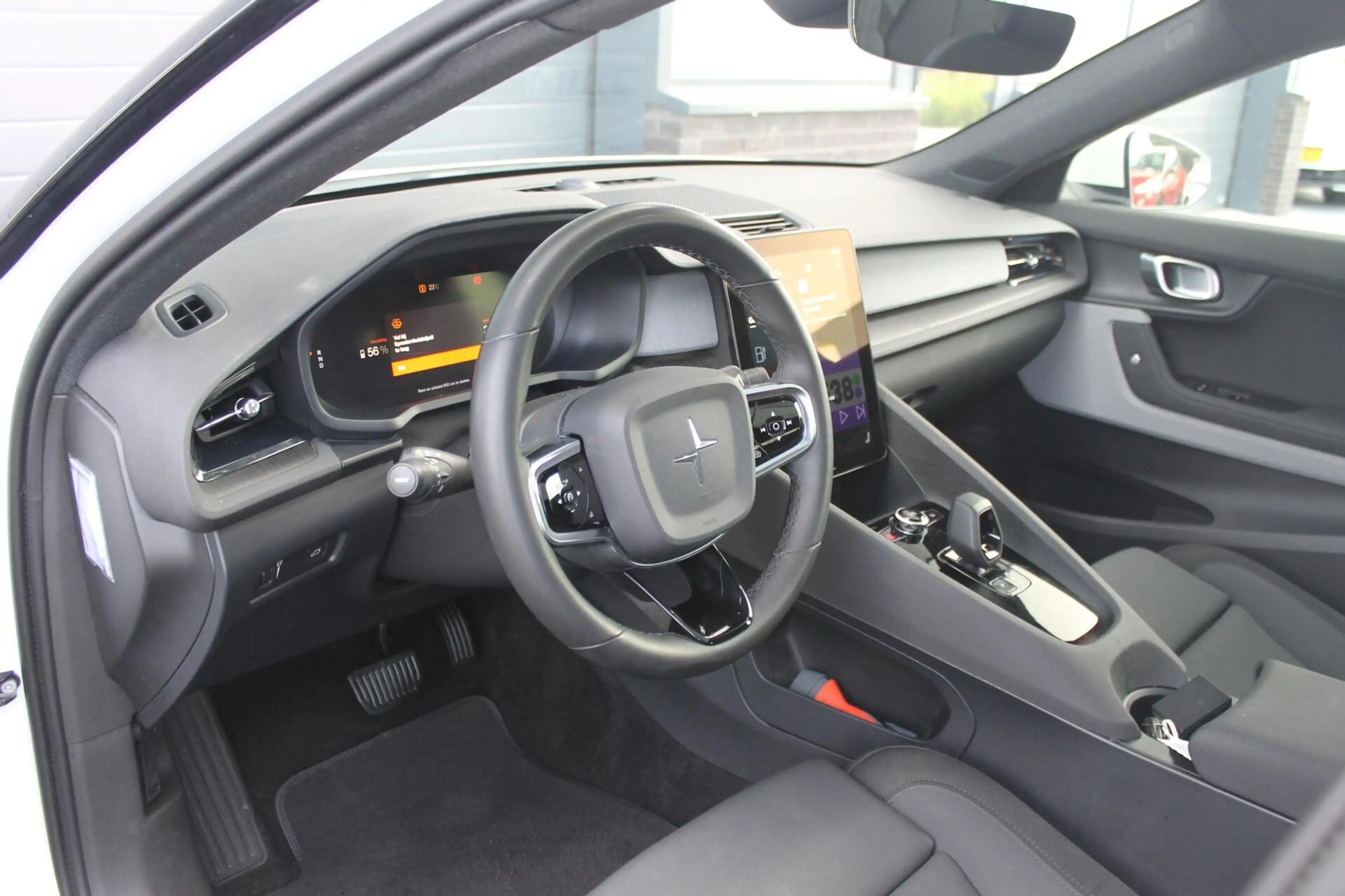 Polestar 2 Long Range Dual Motor Launch Edition 78kWh NAP — photo 10