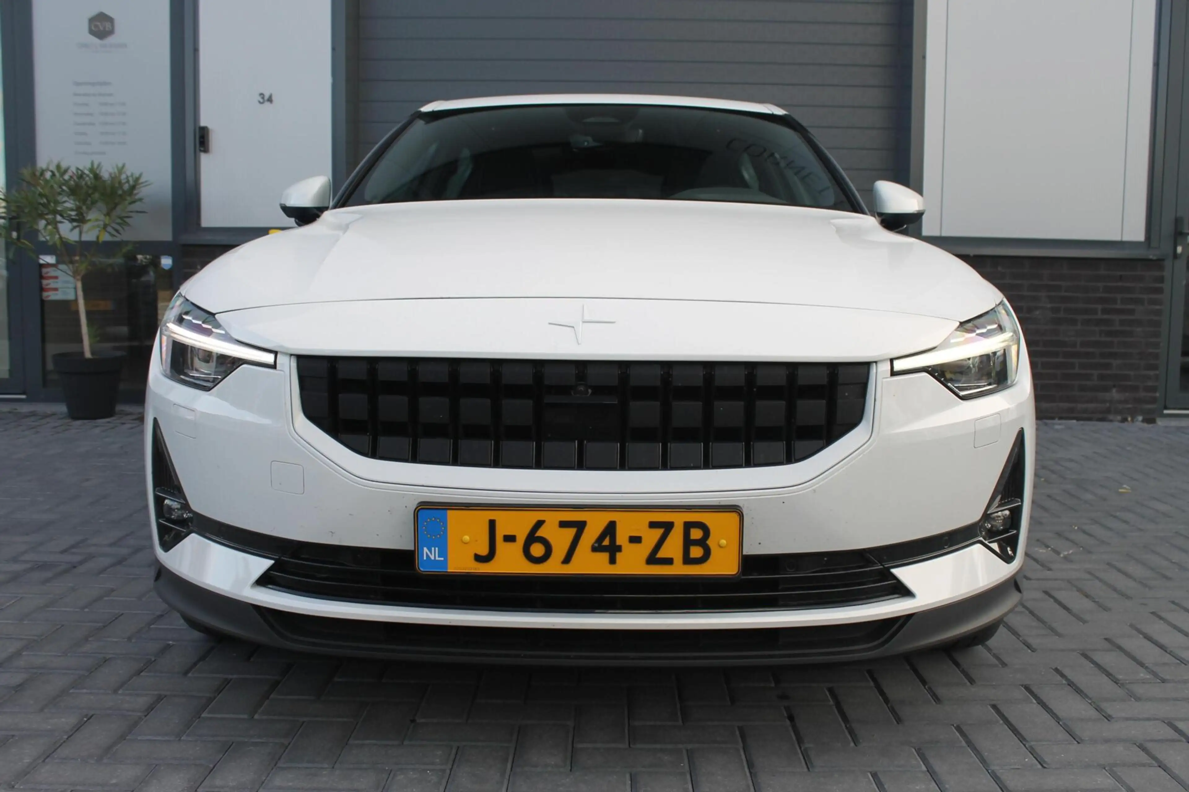 Polestar 2 Long Range Dual Motor Launch Edition 78kWh NAP — photo 4