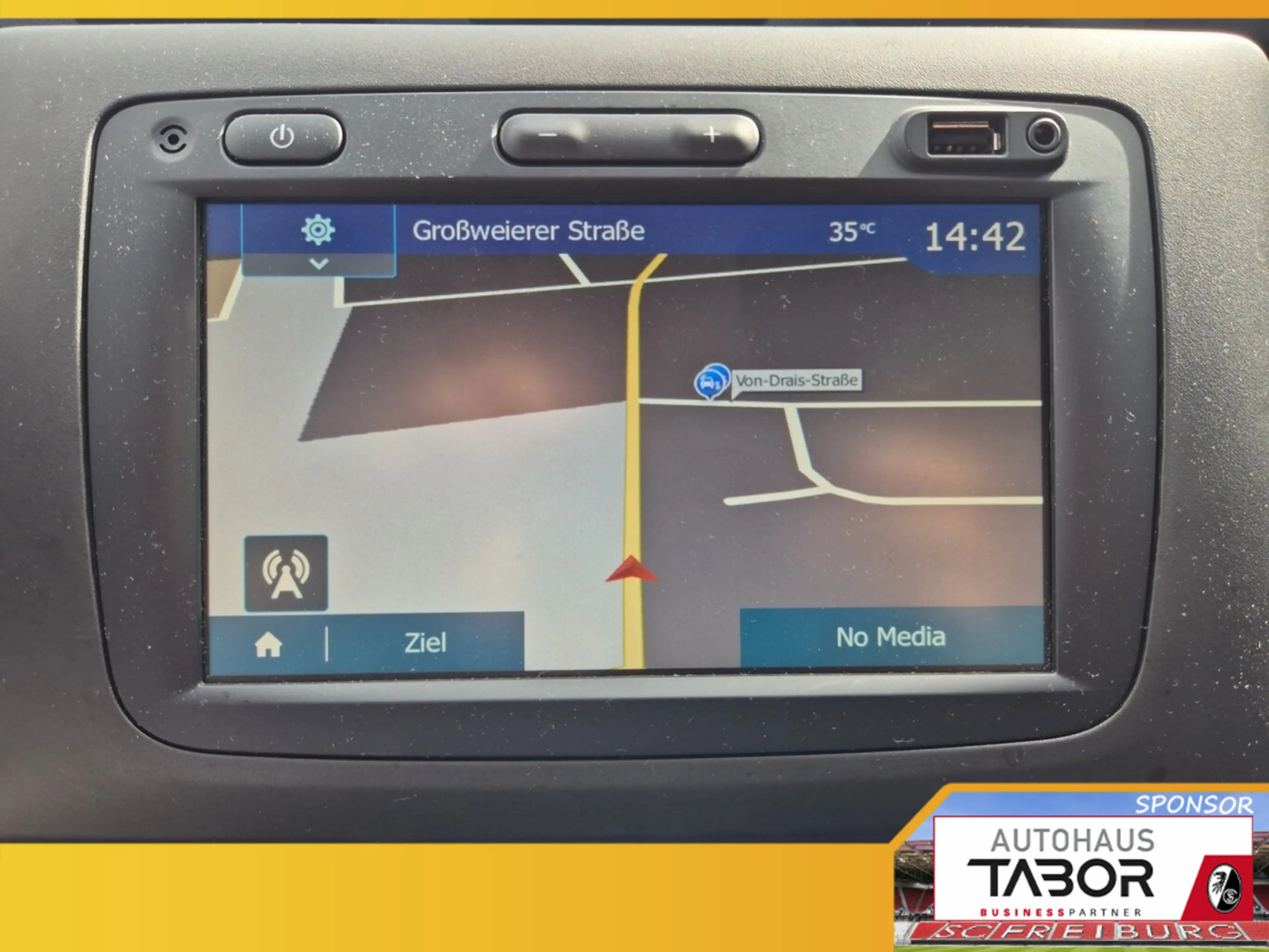 Dacia Duster II 1.3 TCe 150 Prestige 4WD Nav TechnikP — photo 12