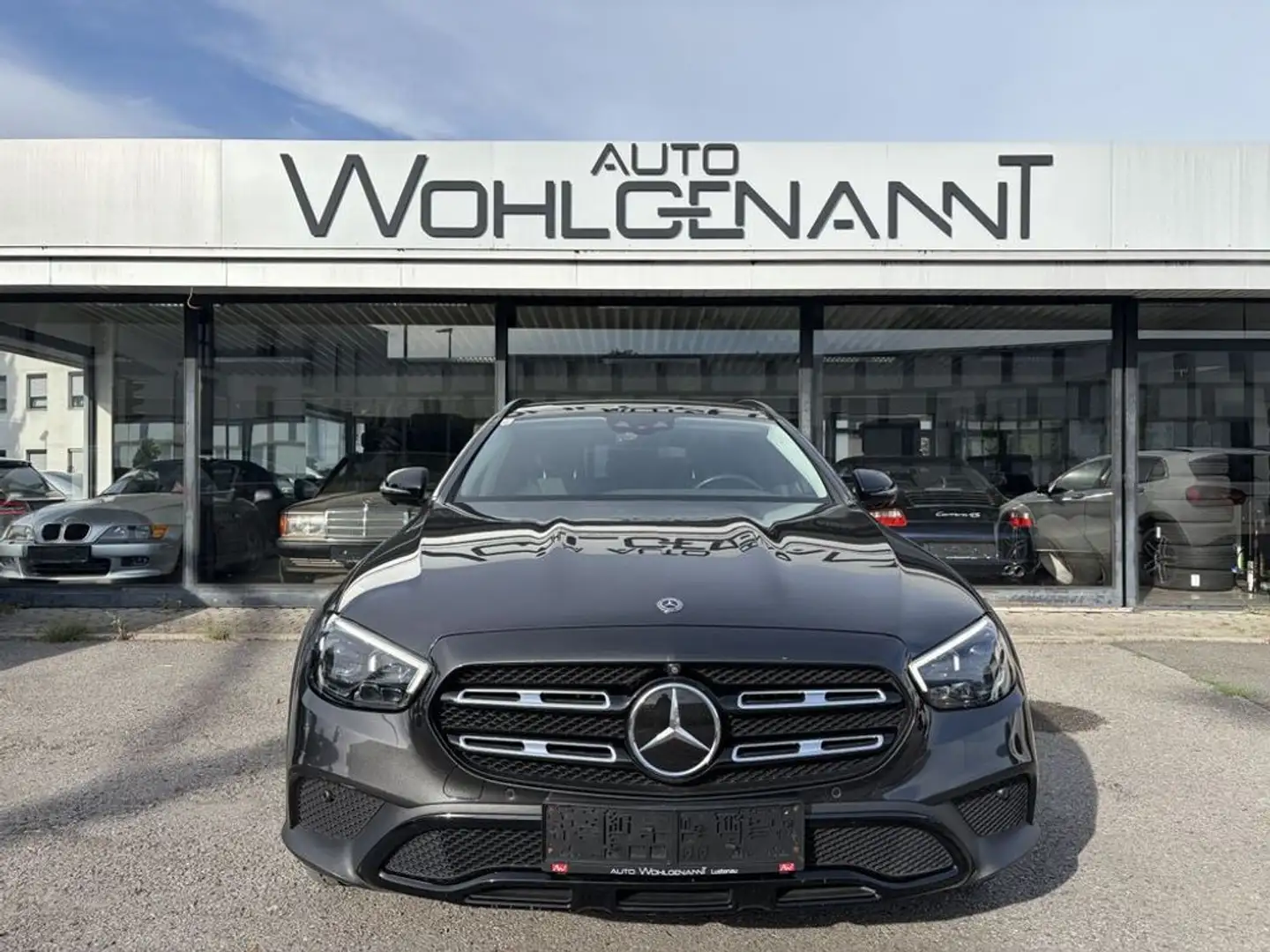 Mercedes-Benz E 400 d 4Matic All-Terrain (213.227) Grau - 1