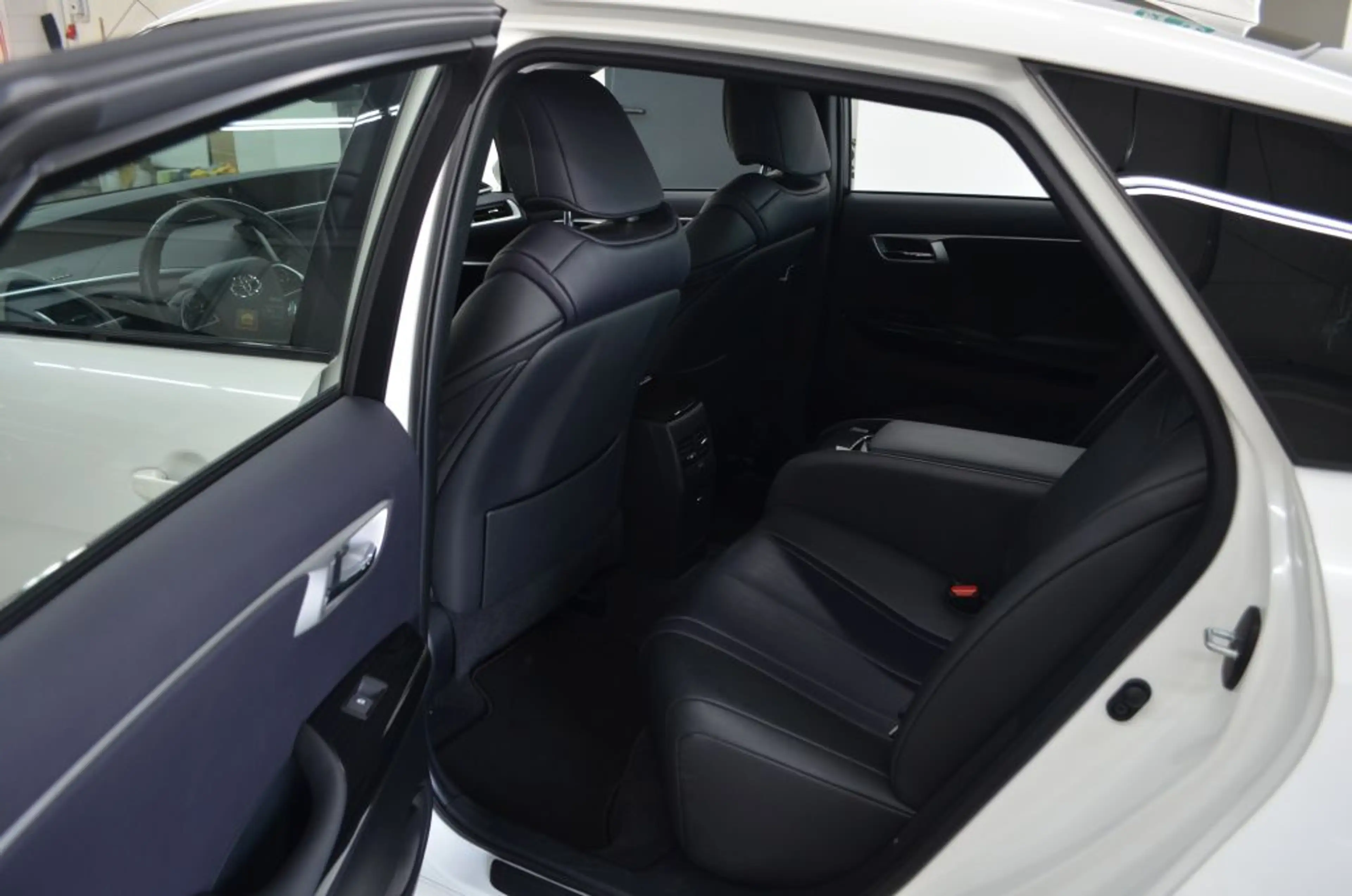 Toyota Mirai I Brennstoffzelle*Wasserstoff*FuelCell* — photo 11