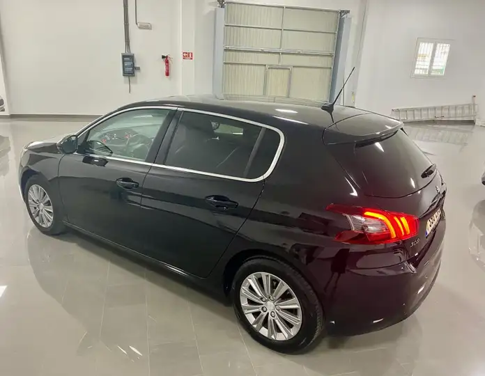 Peugeot 308 2022, foto 12