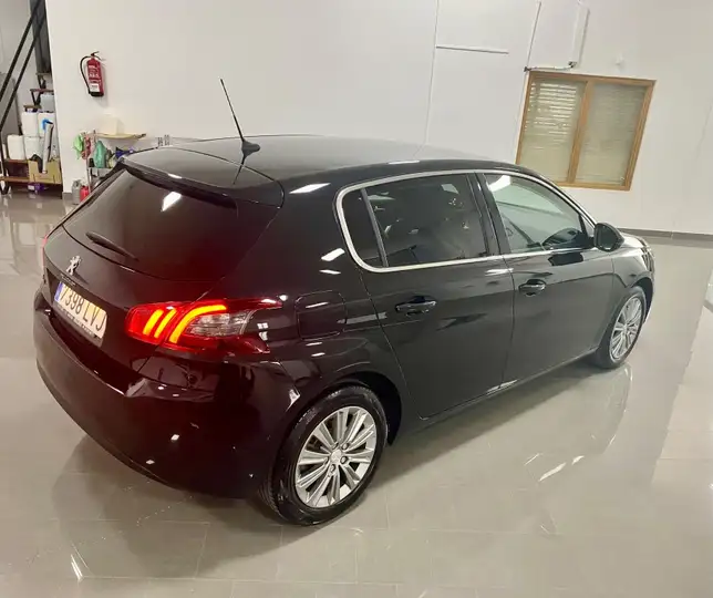 Peugeot 308 2022, foto 13