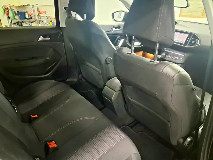 Peugeot 308 2022, foto 8