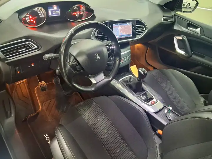 Peugeot 308 2022, foto 3
