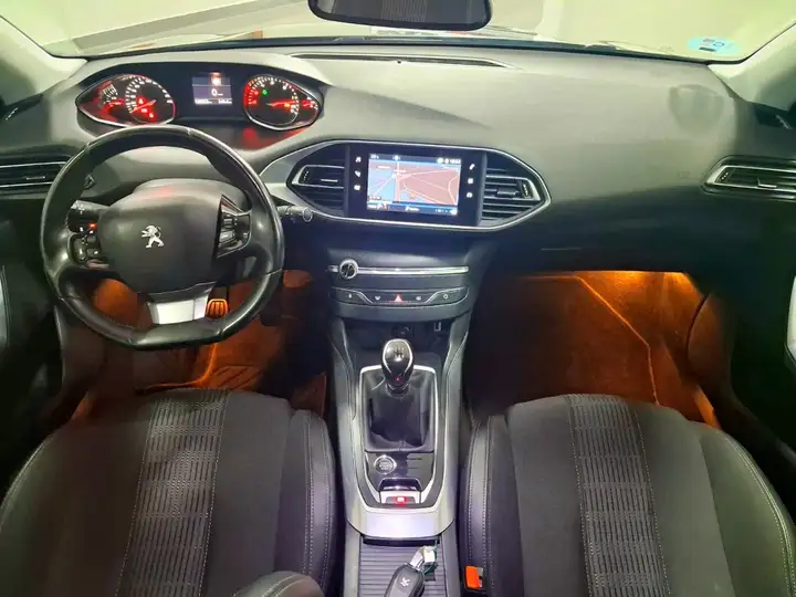 Peugeot 308 2022, foto 5
