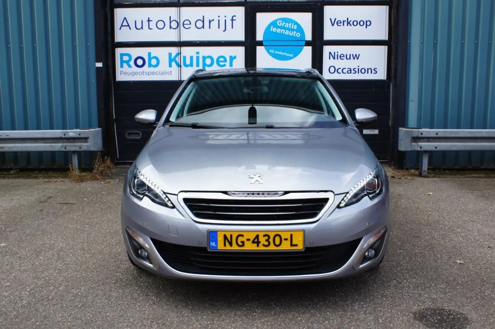 Peugeot 308 SW 1.2 PureTech Allure Grijs - 2