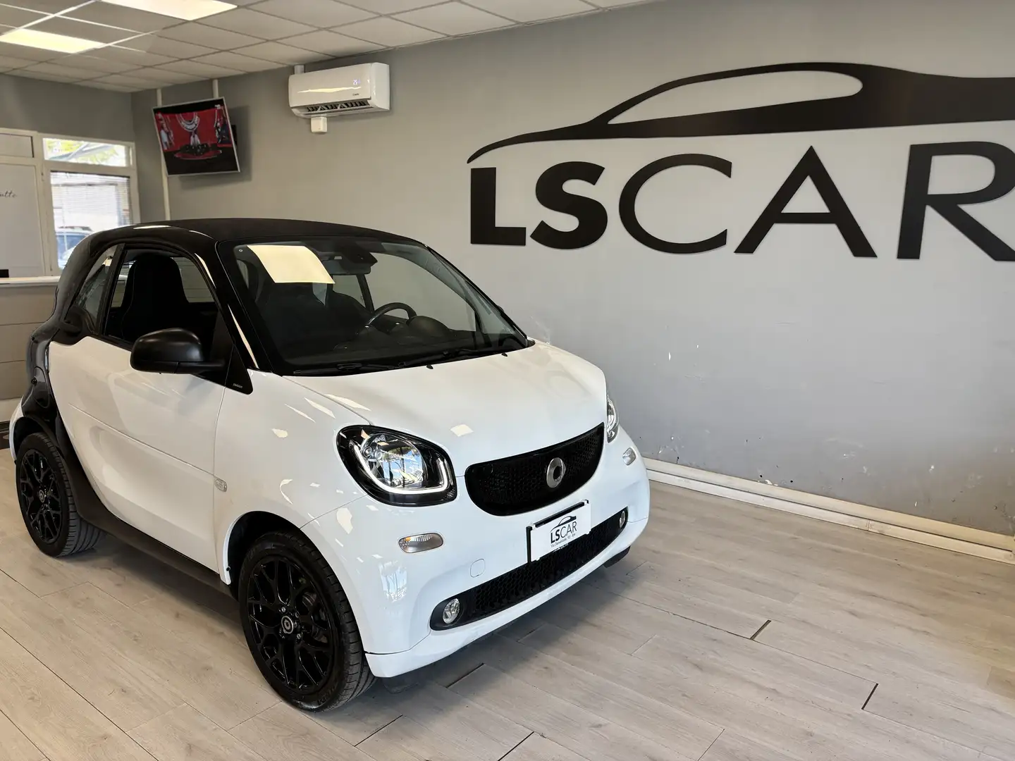 smart forTwo 0.9 t Passion 90cv~Unipro~Promo~Finanziamento Beige - 1