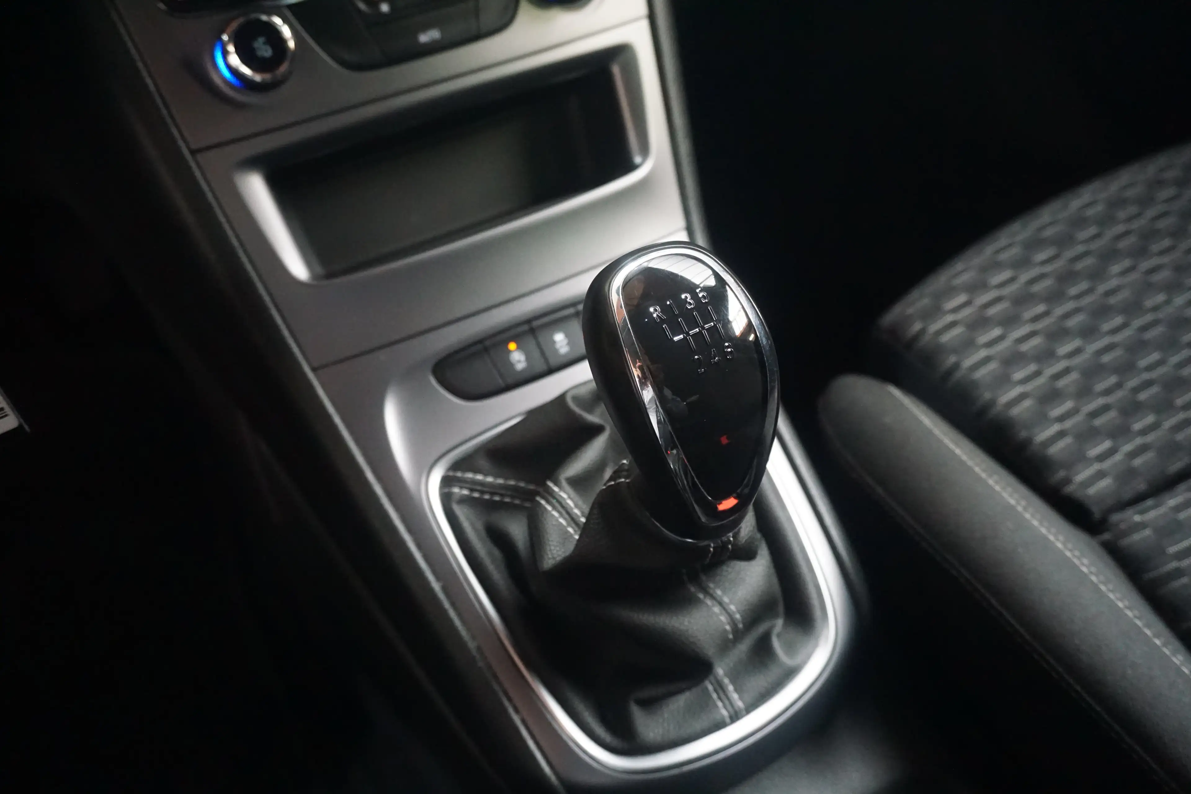 Opel Astra 1.4 Turbo 120 Jaar Edition | Volledige Historie | — photo 18