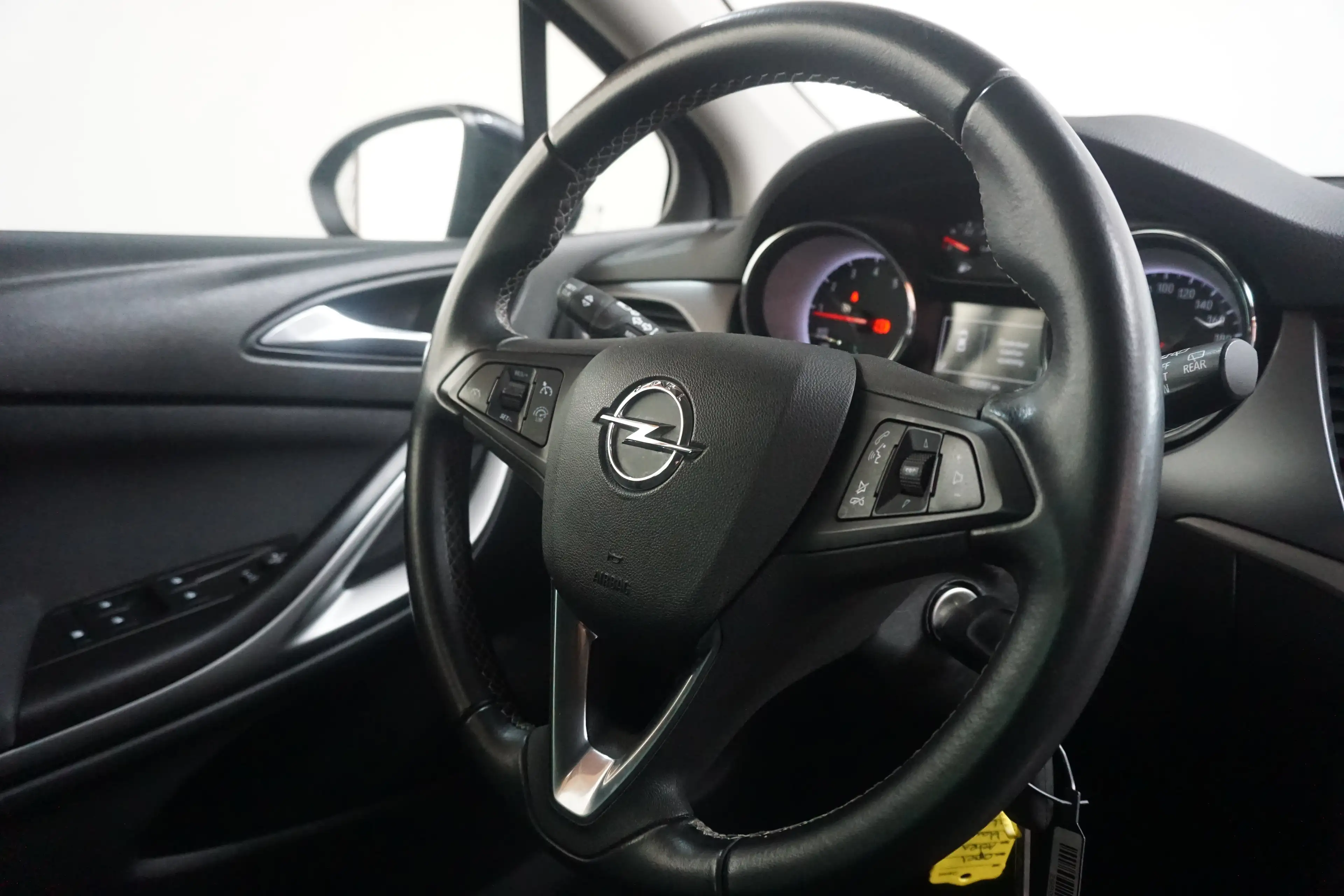 Opel Astra 1.4 Turbo 120 Jaar Edition | Volledige Historie | — photo 10