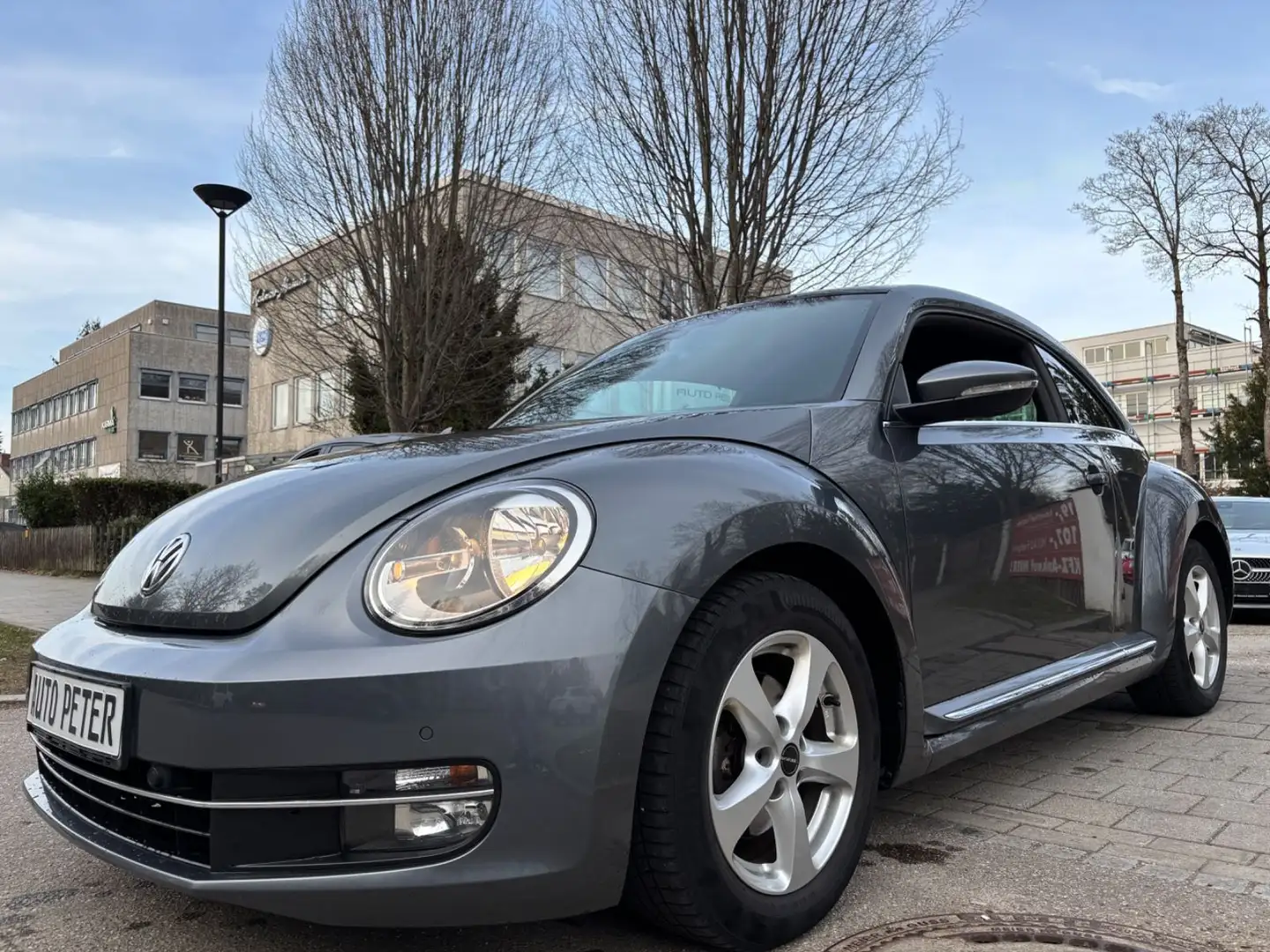 Volkswagen Beetle Lim. Design Grau - 1