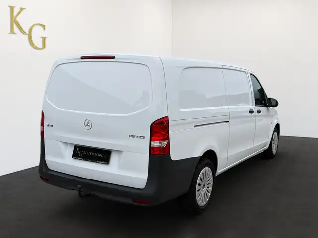 Mercedes-Benz Vito view 8