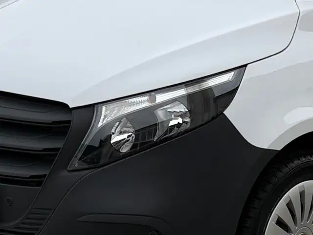 Mercedes-Benz Vito view 12