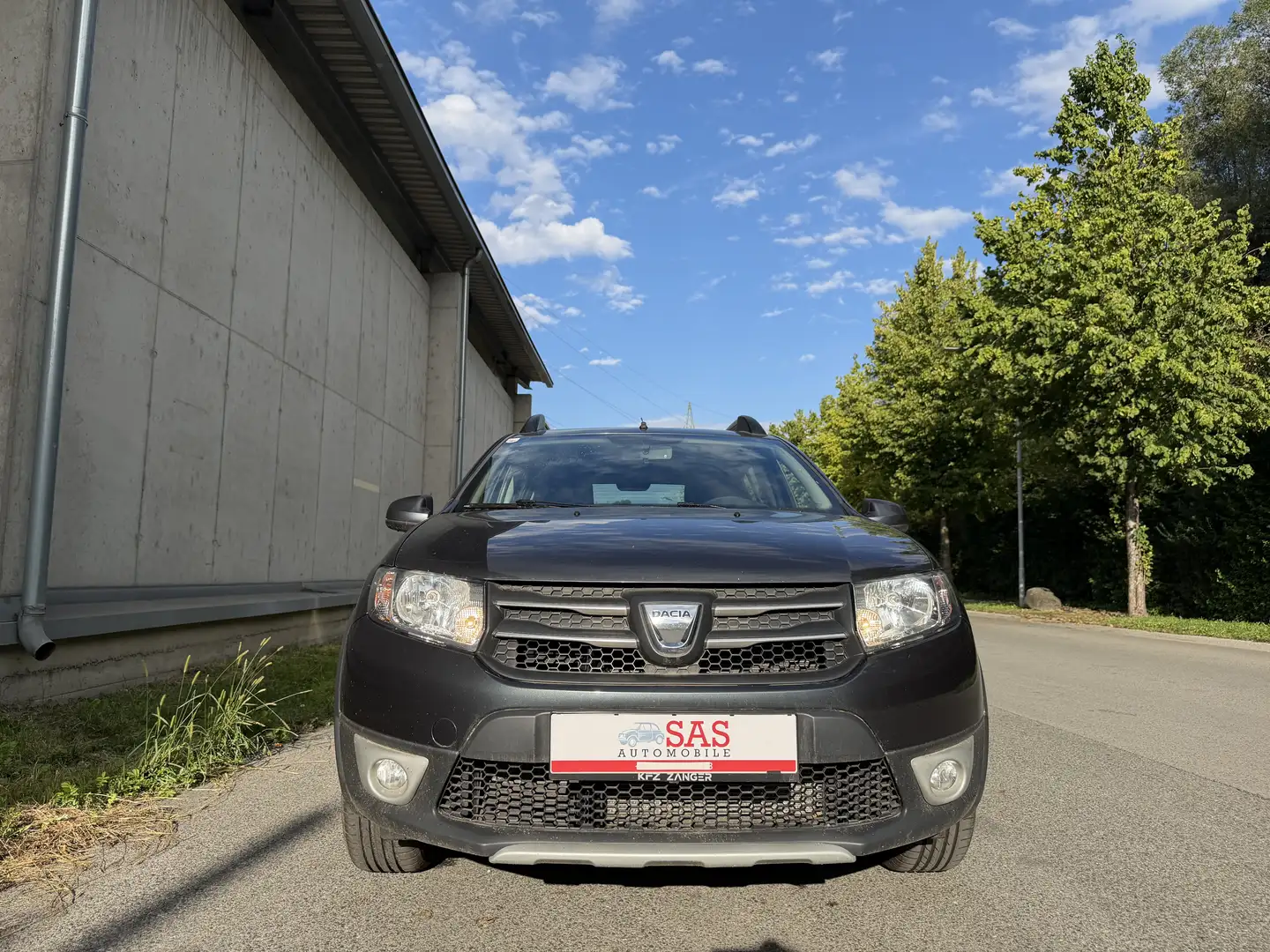 Dacia Sandero Stepway TCe 90 Easy-R S&S Grau - 2