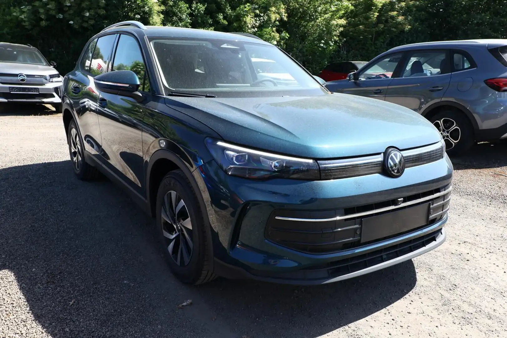 Volkswagen Tiguan DSG LED+ IQ.DRIVE SHZ 5JGar. Keyl 17Z ACC 110 k... Blau - 2