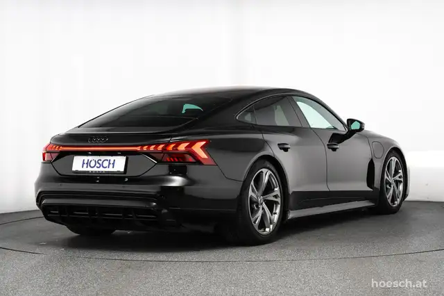 Audi e-tron GT quattro 20" LUFT PANO WÄRME B&O ALLRADLENKUNG Ansicht 39