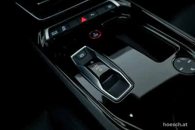 Audi e-tron GT quattro 20" LUFT PANO WÄRME B&O ALLRADLENKUNG Ansicht 27