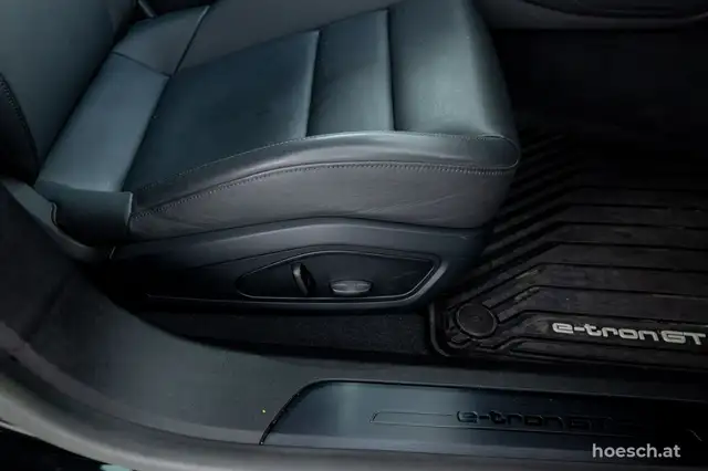 Audi e-tron GT quattro 20" LUFT PANO WÄRME B&O ALLRADLENKUNG Ansicht 32
