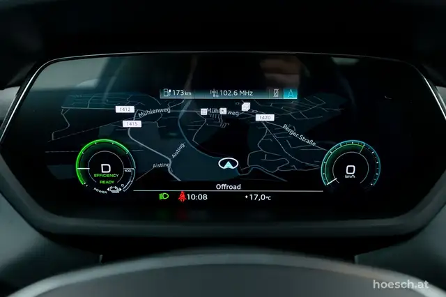 Audi e-tron GT quattro 20" LUFT PANO WÄRME B&O ALLRADLENKUNG Ansicht 12