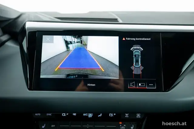 Audi e-tron GT quattro 20" LUFT PANO WÄRME B&O ALLRADLENKUNG Ansicht 16