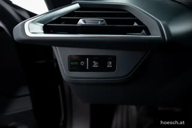 Audi e-tron GT quattro 20" LUFT PANO WÄRME B&O ALLRADLENKUNG Ansicht 34