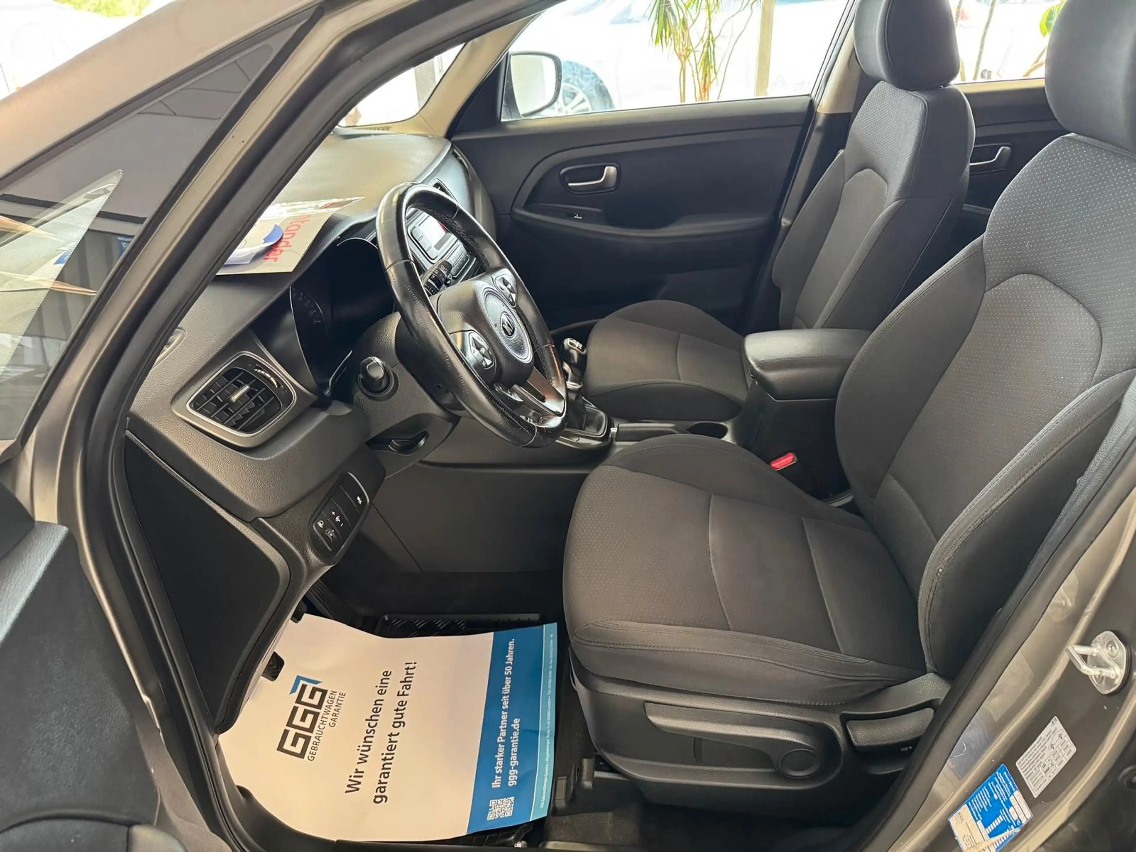Kia Carens 1.6 ***7-Sitzer+Tempomat+LED*** — photo 9