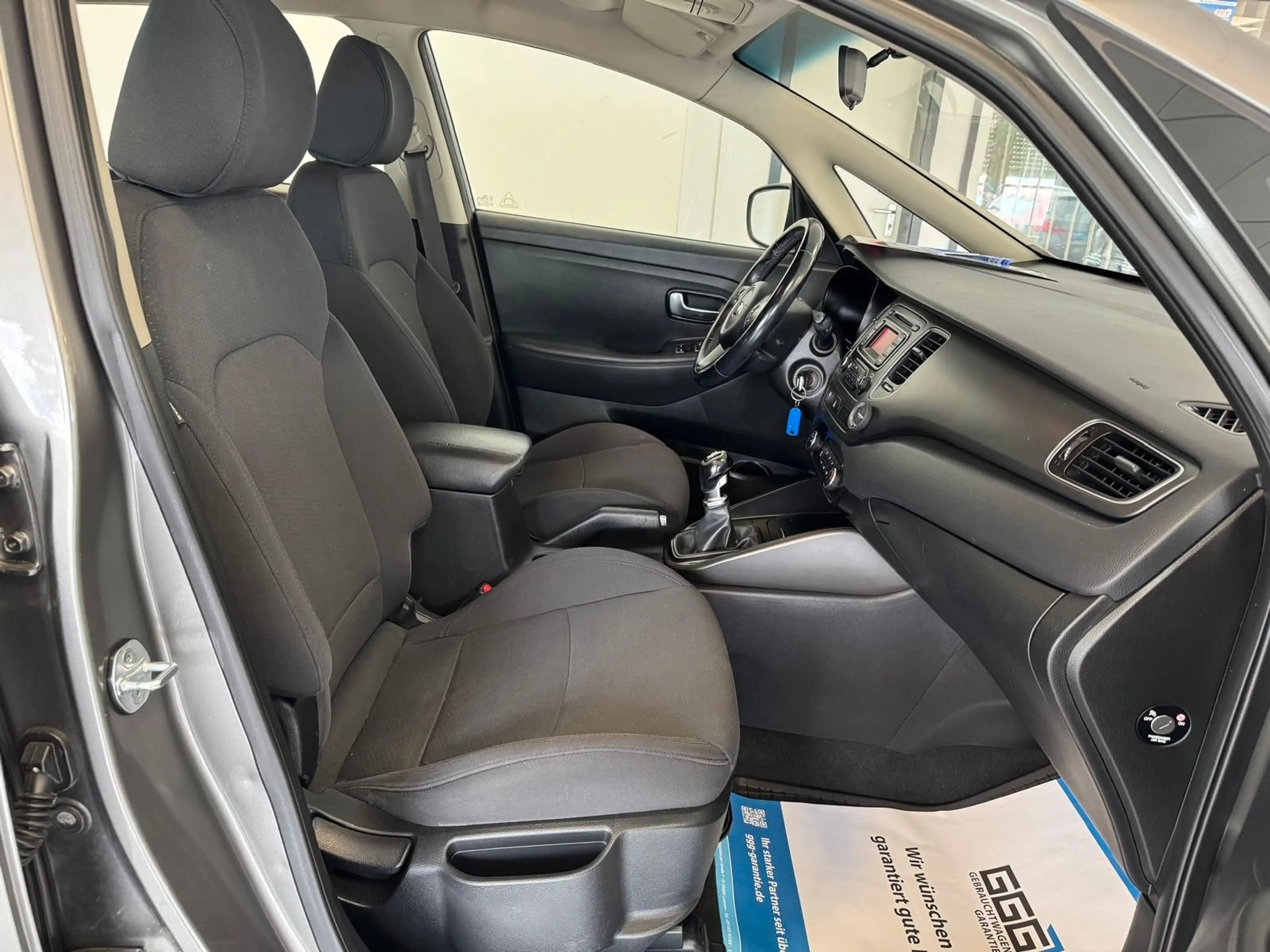 Kia Carens 1.6 ***7-Sitzer+Tempomat+LED*** — photo 11