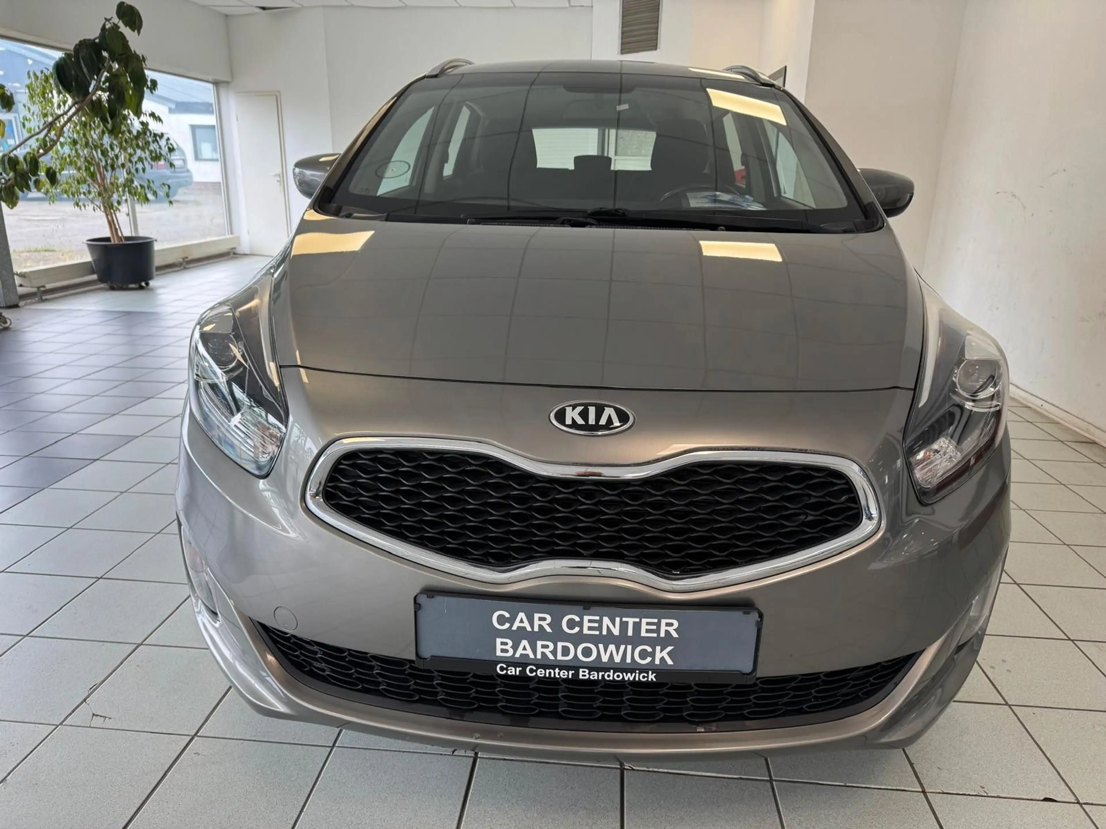 Kia Carens 1.6 ***7-Sitzer+Tempomat+LED*** — photo 2