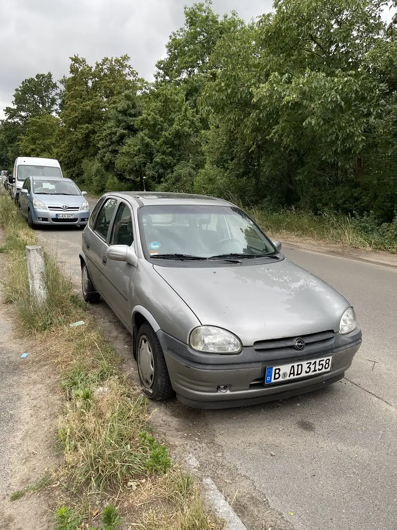 Opel Corsa GL - 1