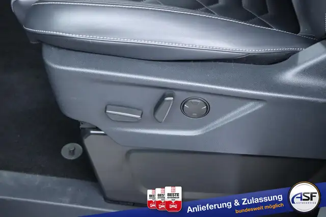 Ford Tourneo Custom view 24