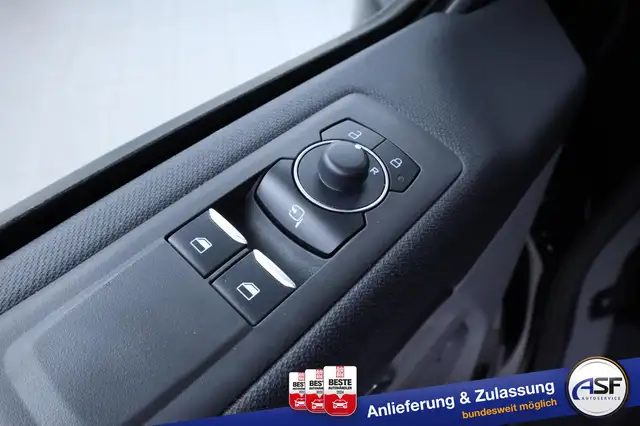 Ford Tourneo Custom view 22