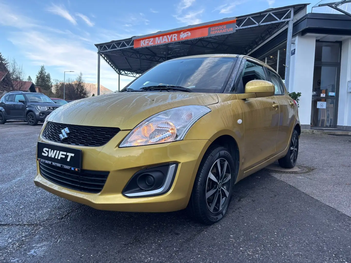 Suzuki Swift 1,2 4WD Clear Gold - 1