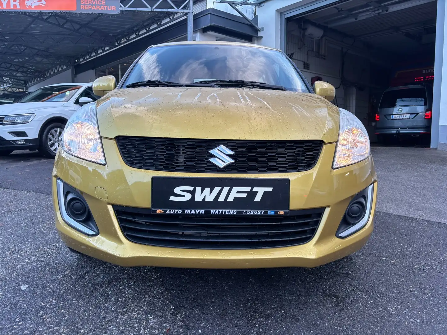 Suzuki Swift 1,2 4WD Clear Gold - 2