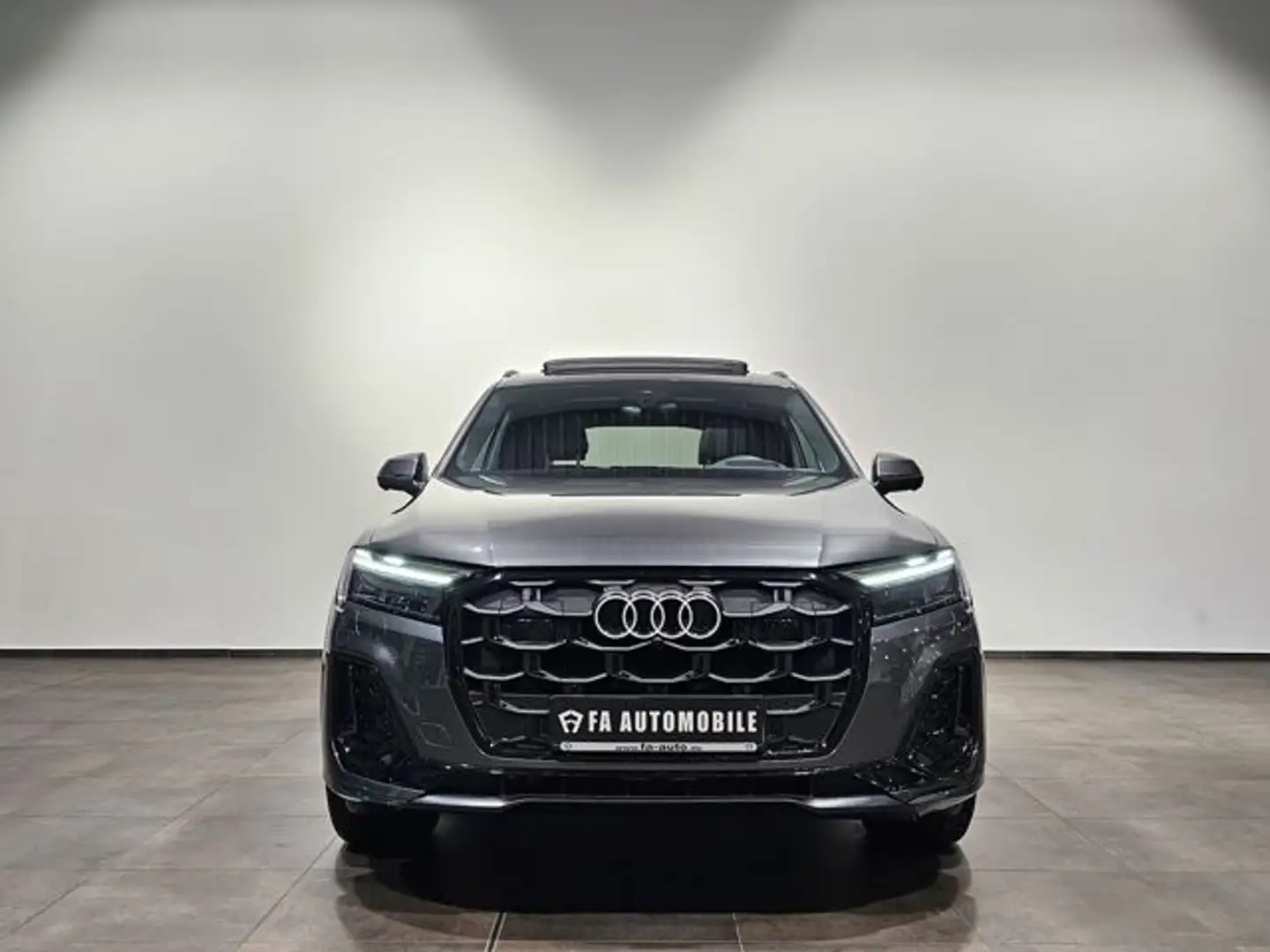 Audi Q7 50 TDI S Line Black 7Sitz Pano Matrix Facelif Grau - 2