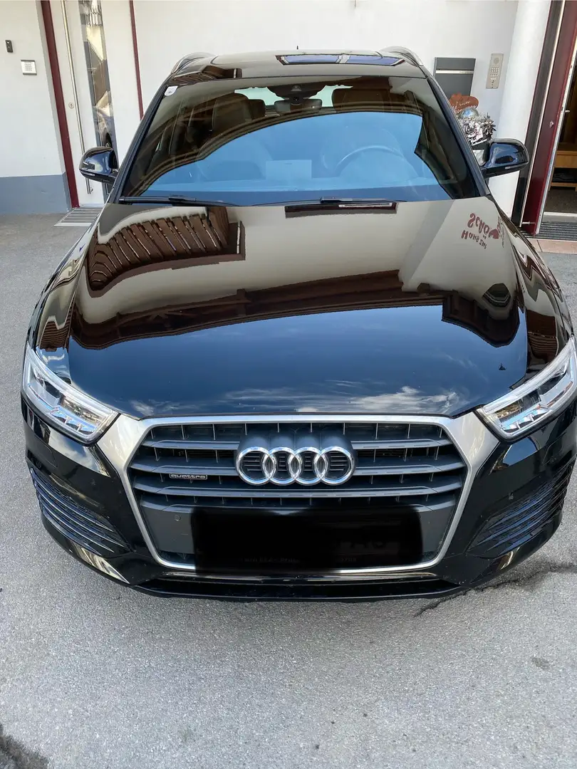 Audi Q3 2,0 TFSI quattro Design S-tronic Intense+ - 2