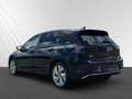Volkswagen Golf VIII 1.5 eTSI Goal AHKklap+LEDmatr+RFK+WiRä Schwarz - thumbnail 4