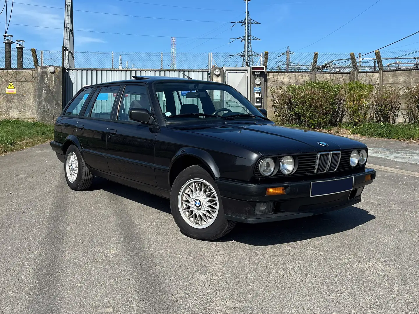 BMW 318 Touring 318i Černá - 1