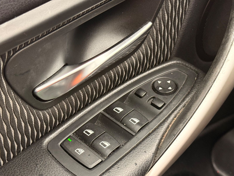 BMW 335 3 Touring 335 I *ACC*Schiebedach — photo 23