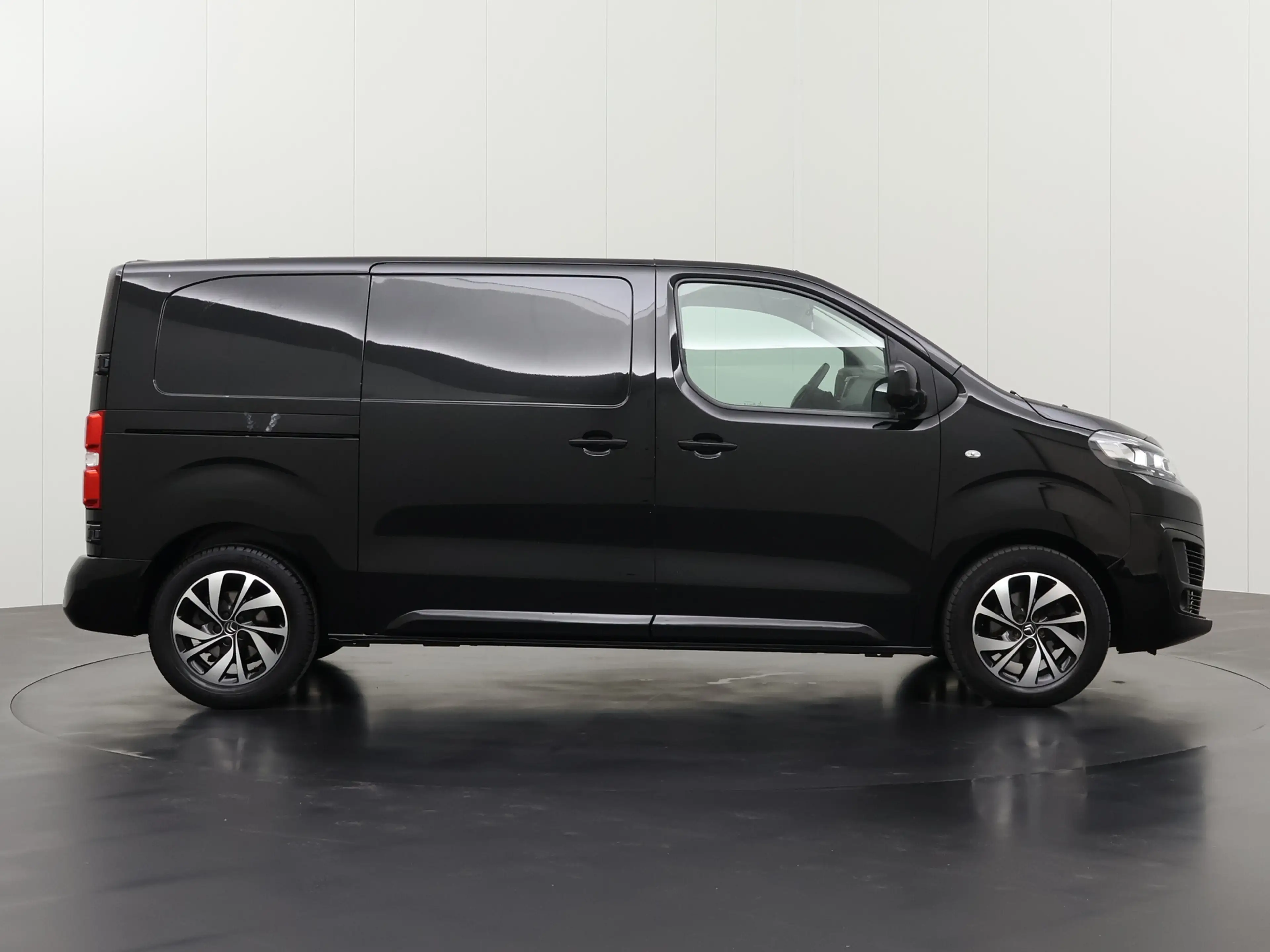 Citroen Jumpy 2.0BlueHdi 145PK Automaat Lang | Navigatie | Camer — photo 13